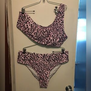 🎈SALE🎈👙#2. 2-PC. SWIMSUIT SET👙
